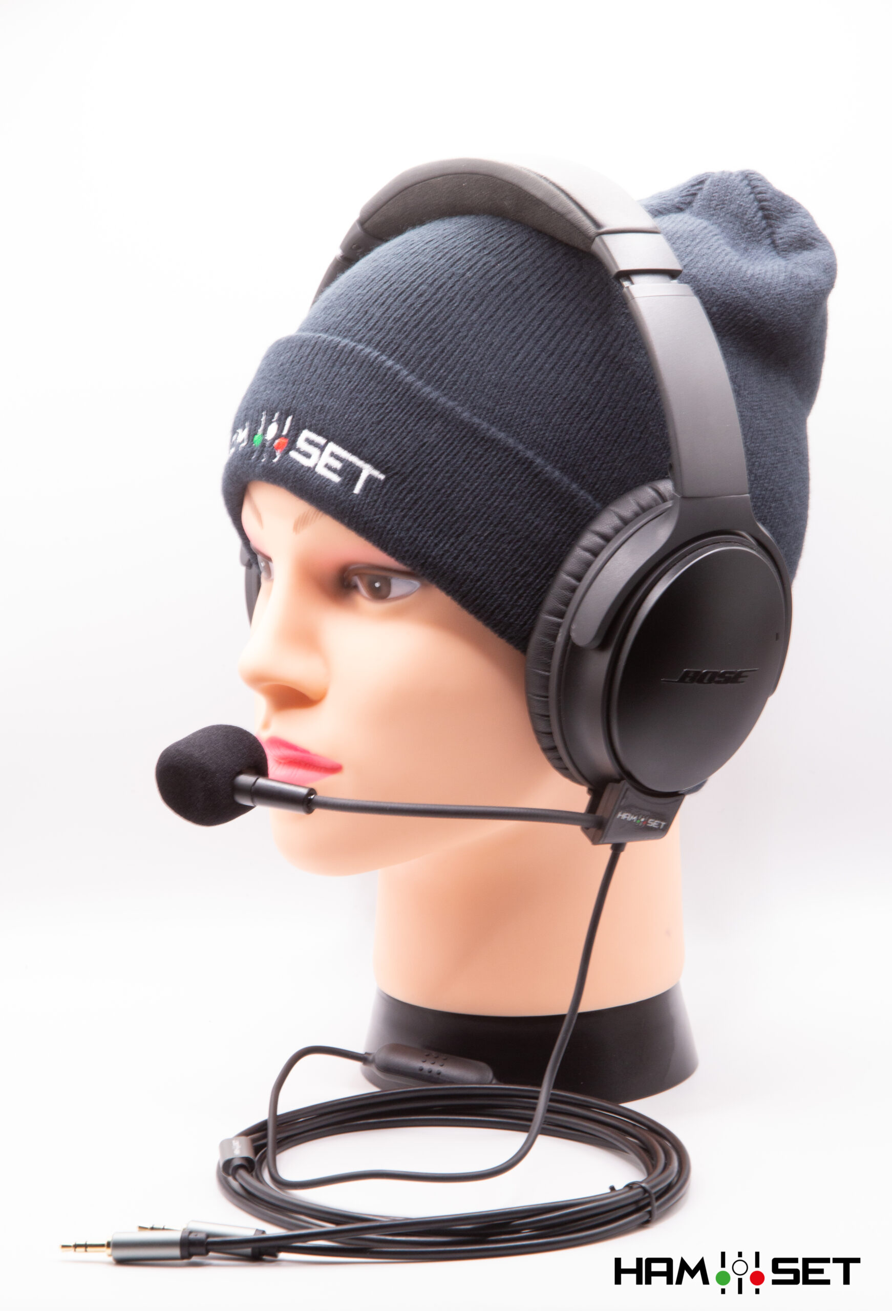 Bose QC-35 Bluetooth HeadSet with ClipOn Mic - Refurbished